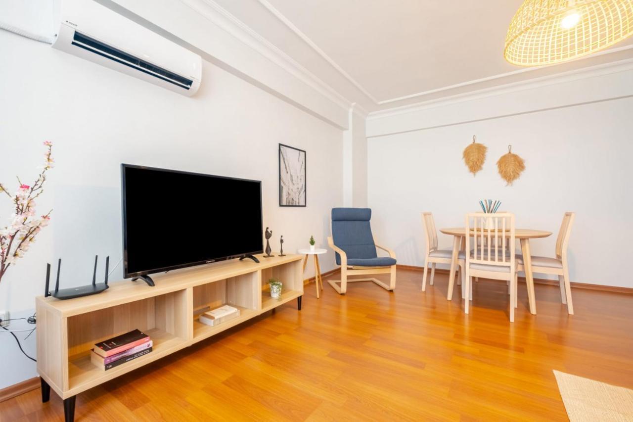 Splendid Flat With Central Location In Sisli Istambul Extérieur photo